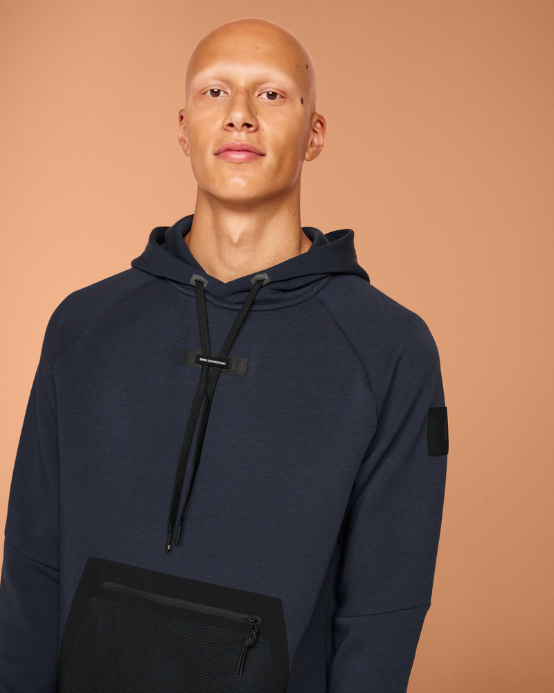 On Hoodie outlook