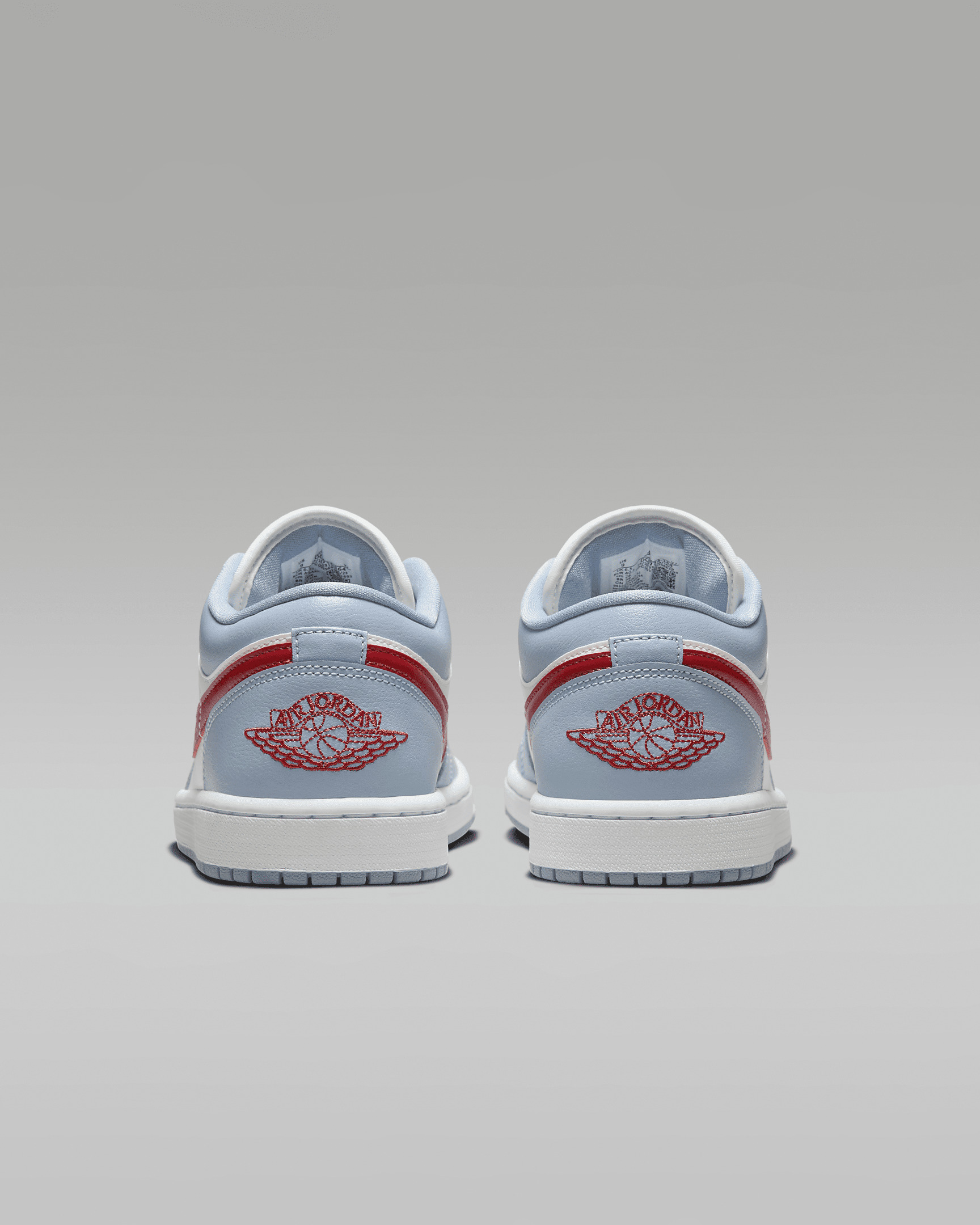 Air Jordan 1 Low Women's Shoes - 6
