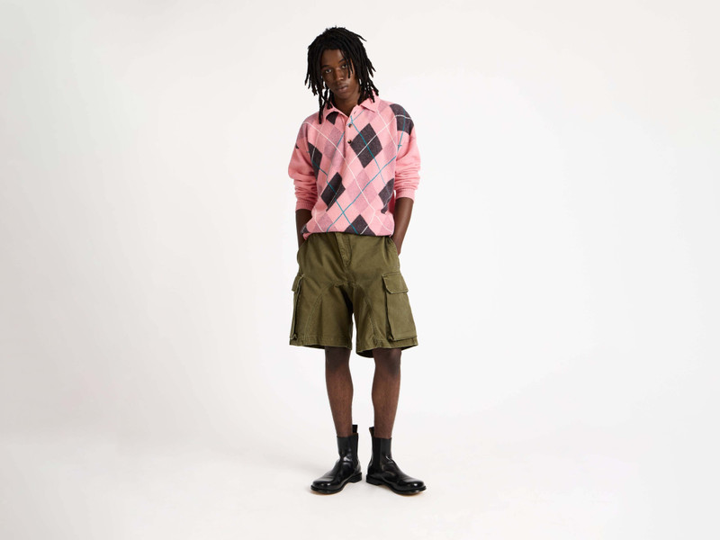 JW Anderson MENS JW ANDERSON X PRINGLE KNITTED ARGYLE POLO TOP IN BUBBLEGUM outlook