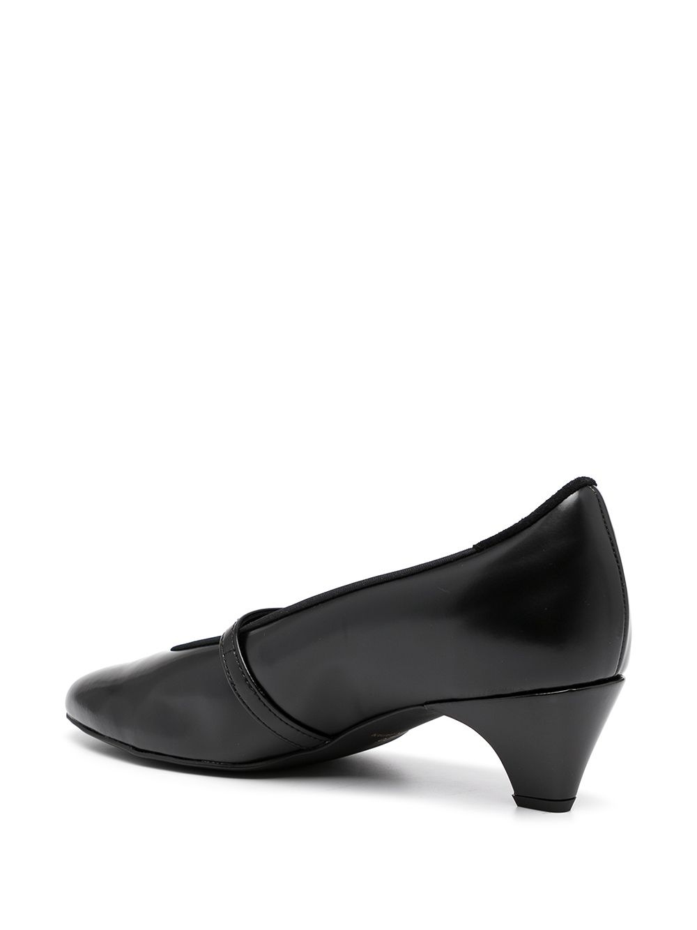 buckle-fastening pointed pumps - 3