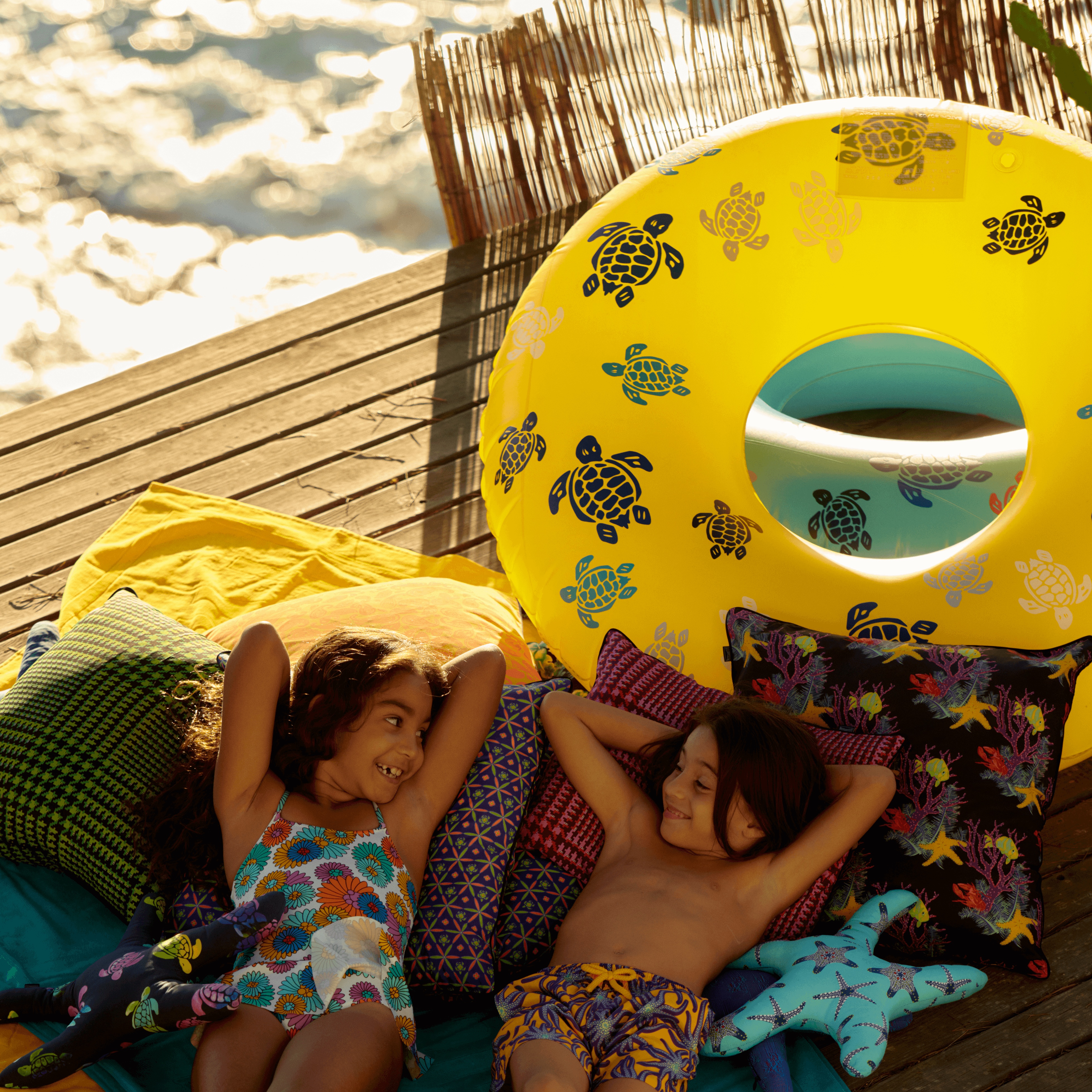 Inflatable Pool Ring Ronde des Tortues - VILEBREQUIN X SUNNYLIFE - 2