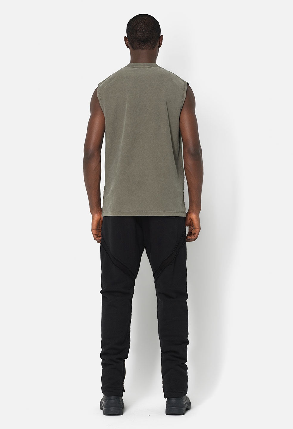 REVERSED RODEO TEE - 5