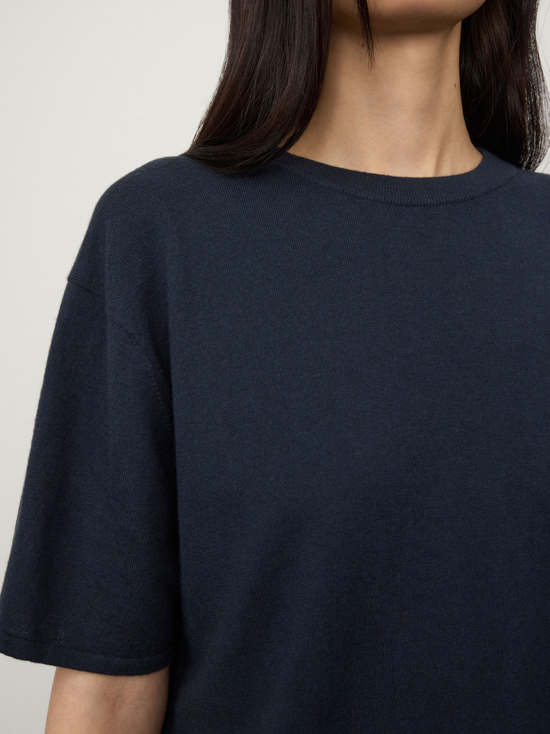 LISA YANG The Rubie T-shirt outlook