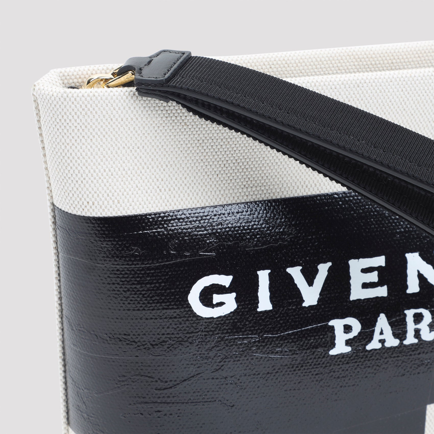 Givenchy Logo Pouch Women - 3