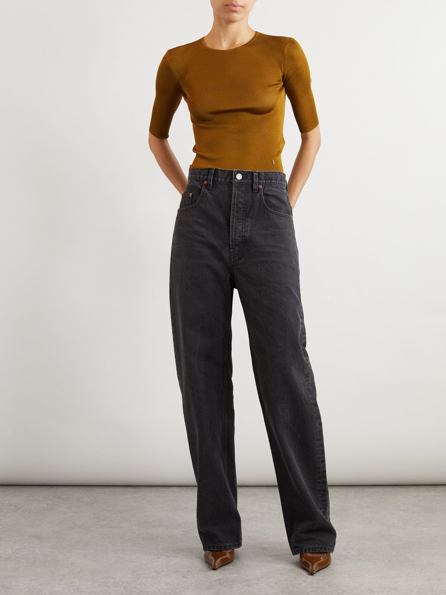High-rise tapered jeans Black - 2