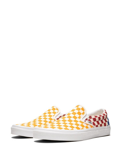 Vans classic slip-on sneakers outlook