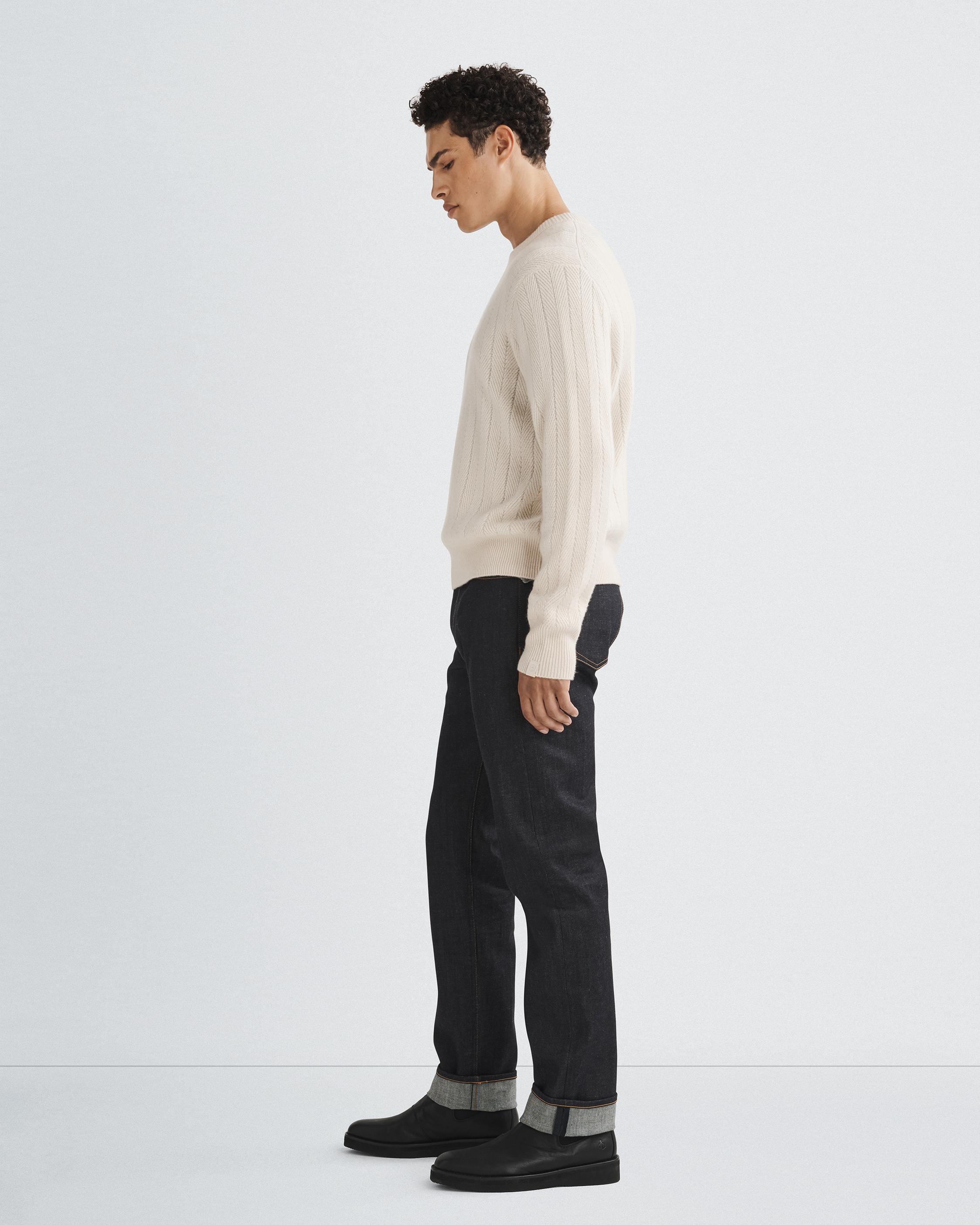 Durham Herringbone Cashmere Crew
Relaxed Fit - 4