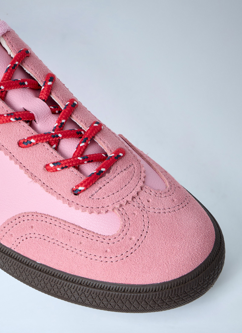 VEJA Volley Sneakers outlook