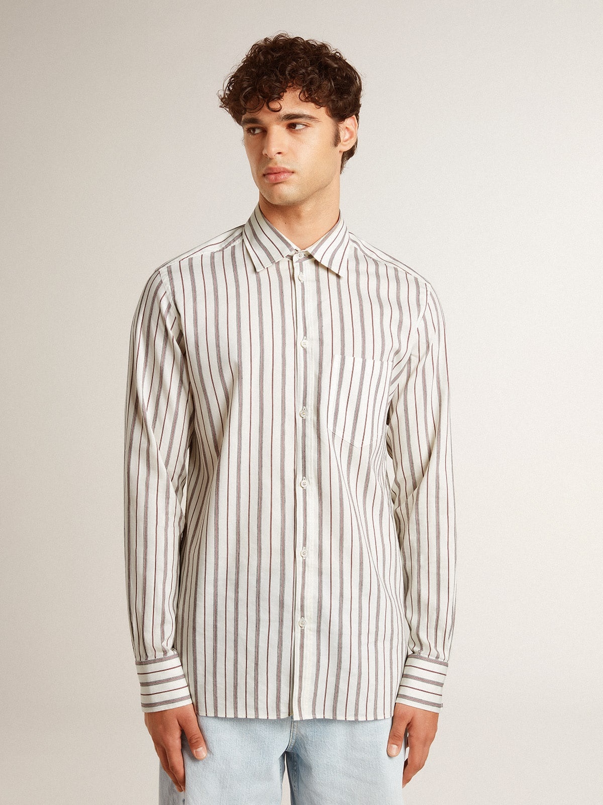 Men's white cotton shirt with fine burgundy stripes - 2