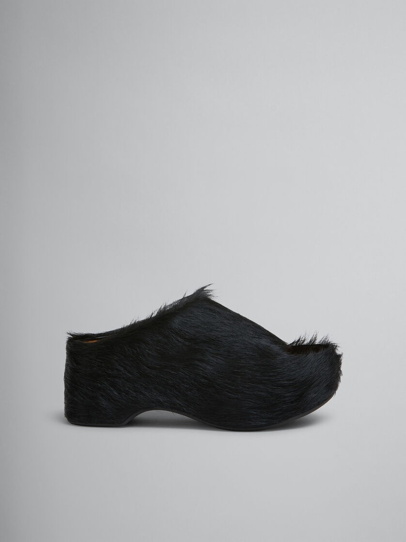 BLACK LONG-HAIR CALFSKIN CHUNKY CLOG SLIDE 1