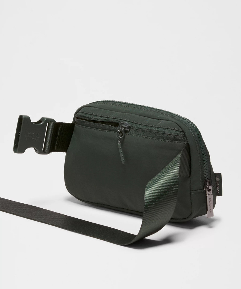 Everywhere Belt Bag with Long Strap 1L 4