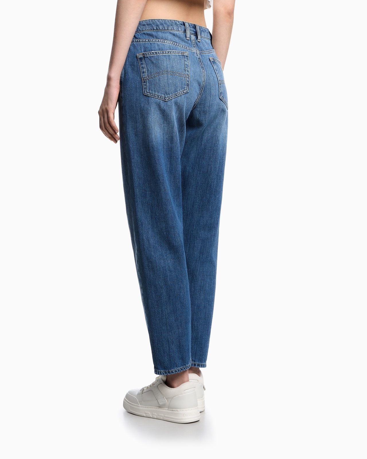 J90 COTTON-DENIM CARROT-FIT JEANS - 3