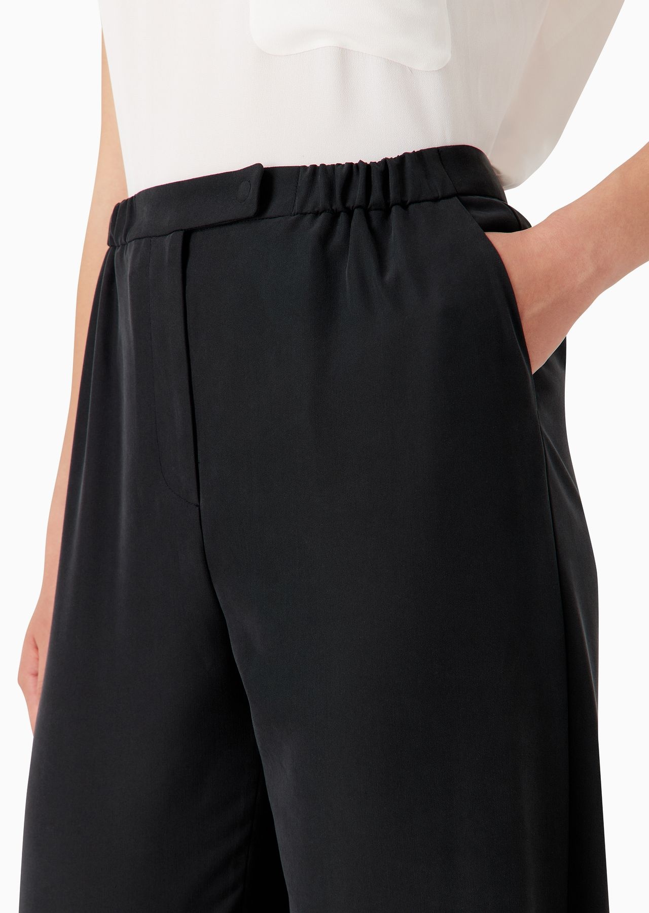 Oval-leg cupro trousers - 5