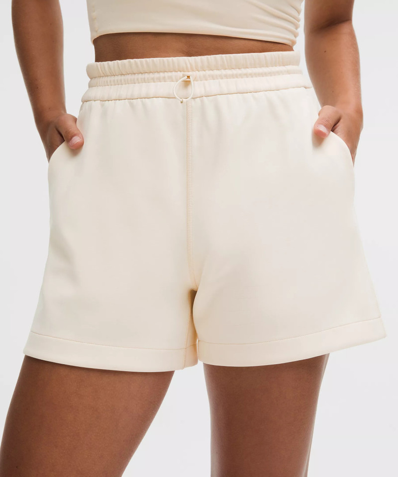 Softstreme High-Rise Short 4" 4