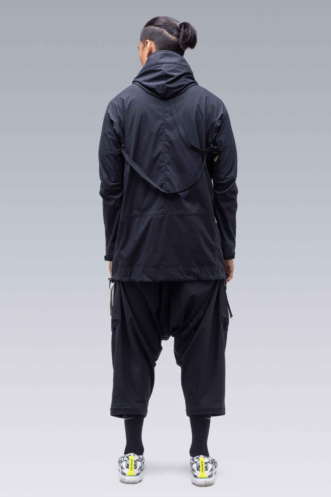 J33-E Black  - 2