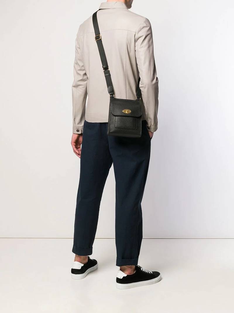 Mulberry Antony N Classic Grain Shoulder Bag outlook