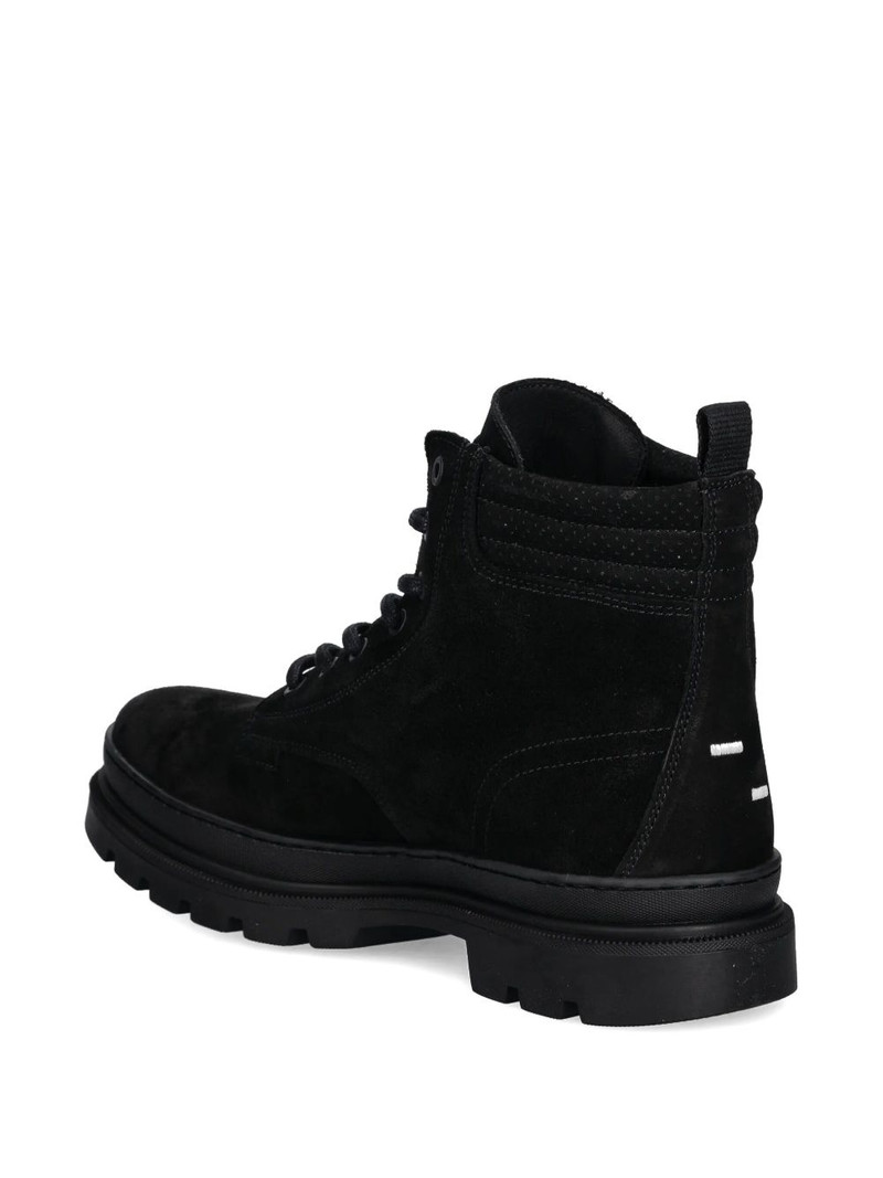 Josh boots 3