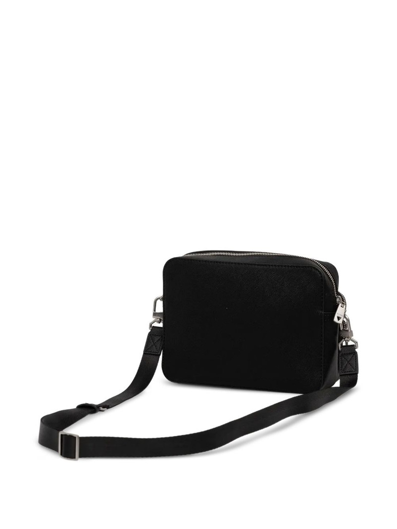 GUESS USA logo-plaque zip-fastening belt bag outlook