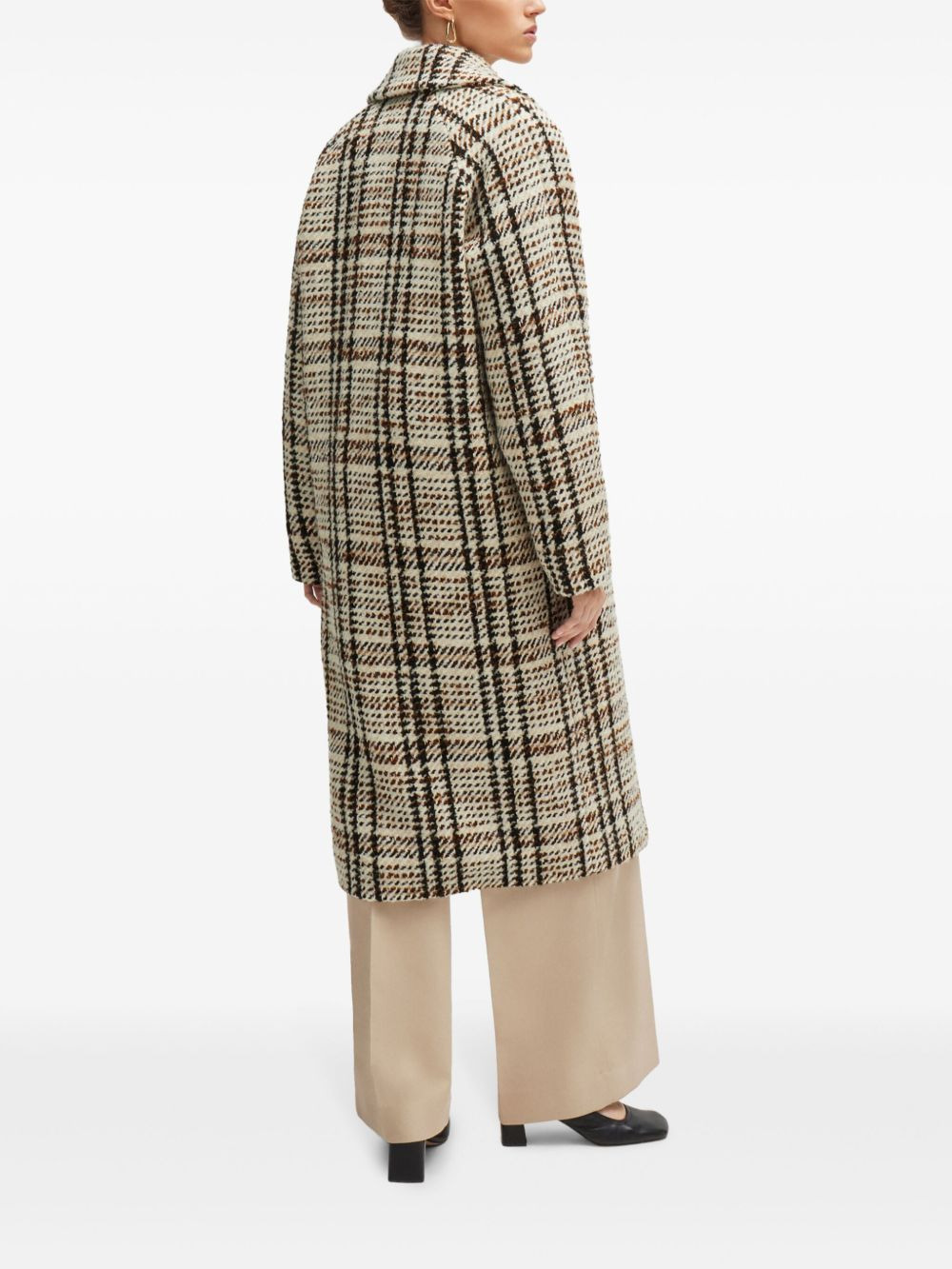 check-pattern coat - 5