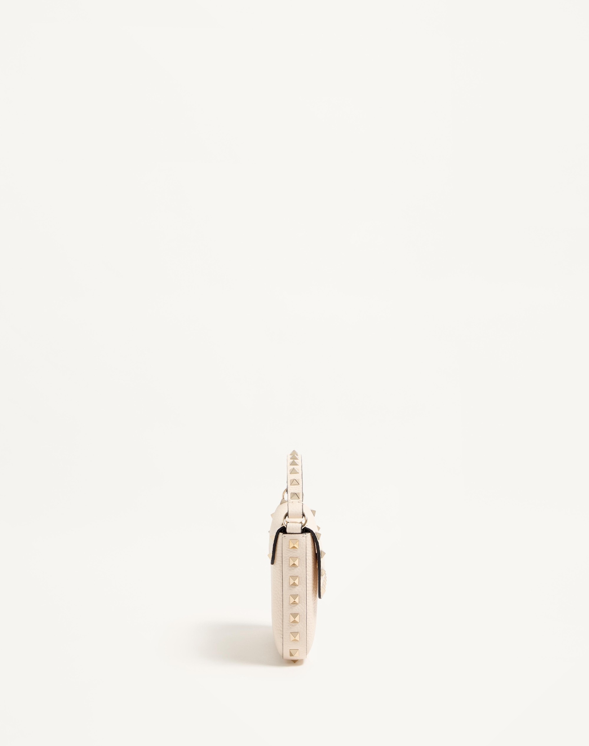 ROCKSTUD GRAINY CALFSKIN POUCH - 4