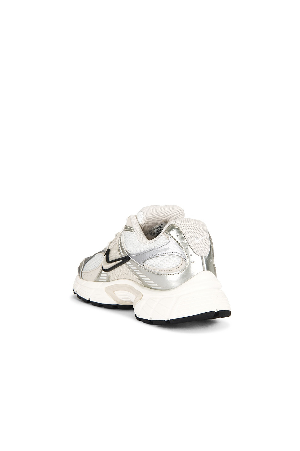 V5 Runner Sneaker - 3