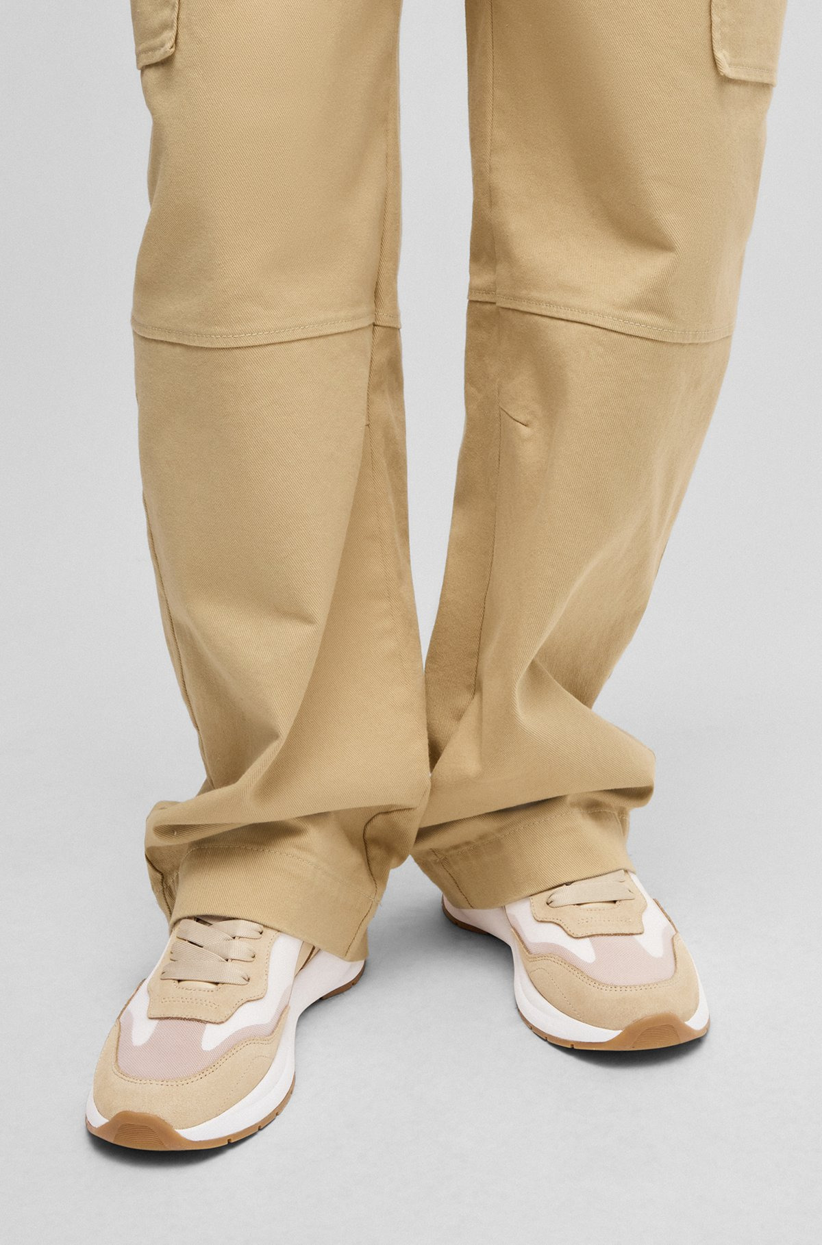 RUNNING-INSPIRED TRAINERS WITH SUEDE AND MESH - 4