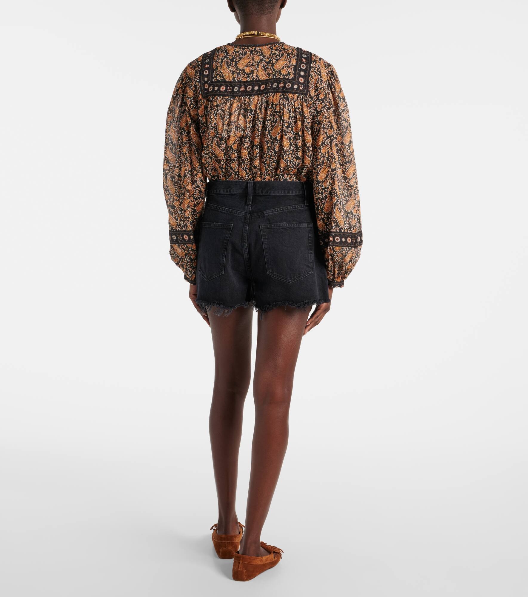 Frayed denim shorts - 3