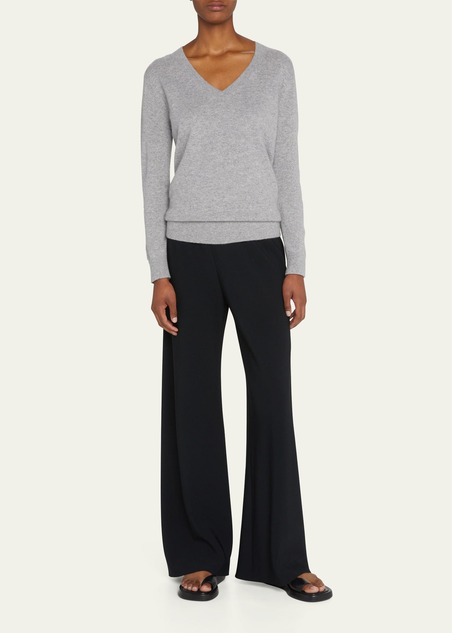 Weekend V-Neck Cashmere Pullover Sweater - 2