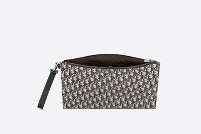 Dior A4 Pouch outlook