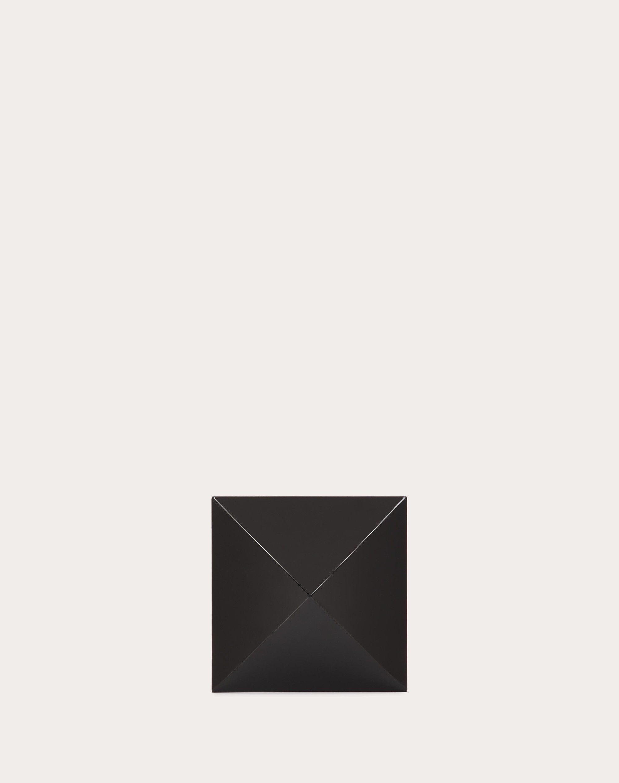ENAMELED STUD CLUTCH - 3