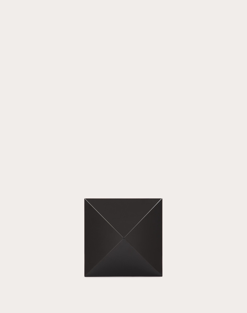 ENAMELED STUD CLUTCH 3