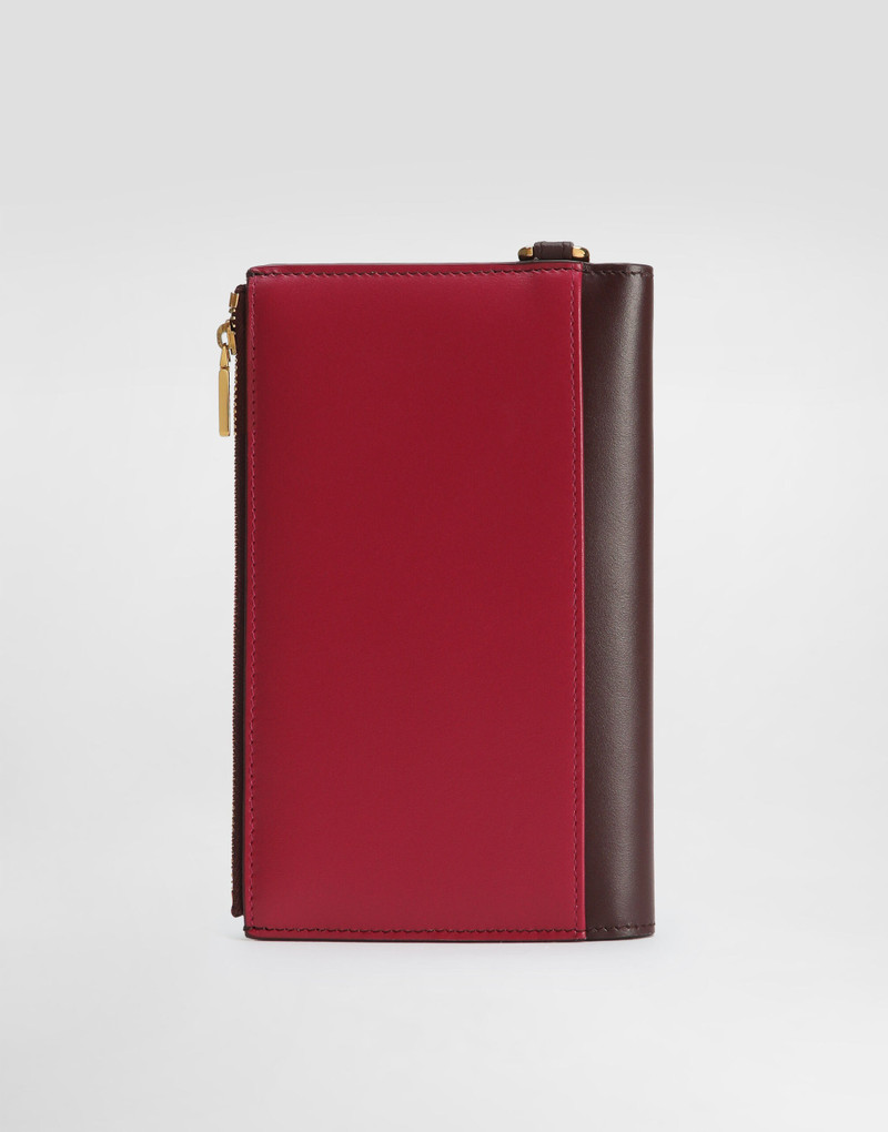 Calfskin passport holder with DG logo 3