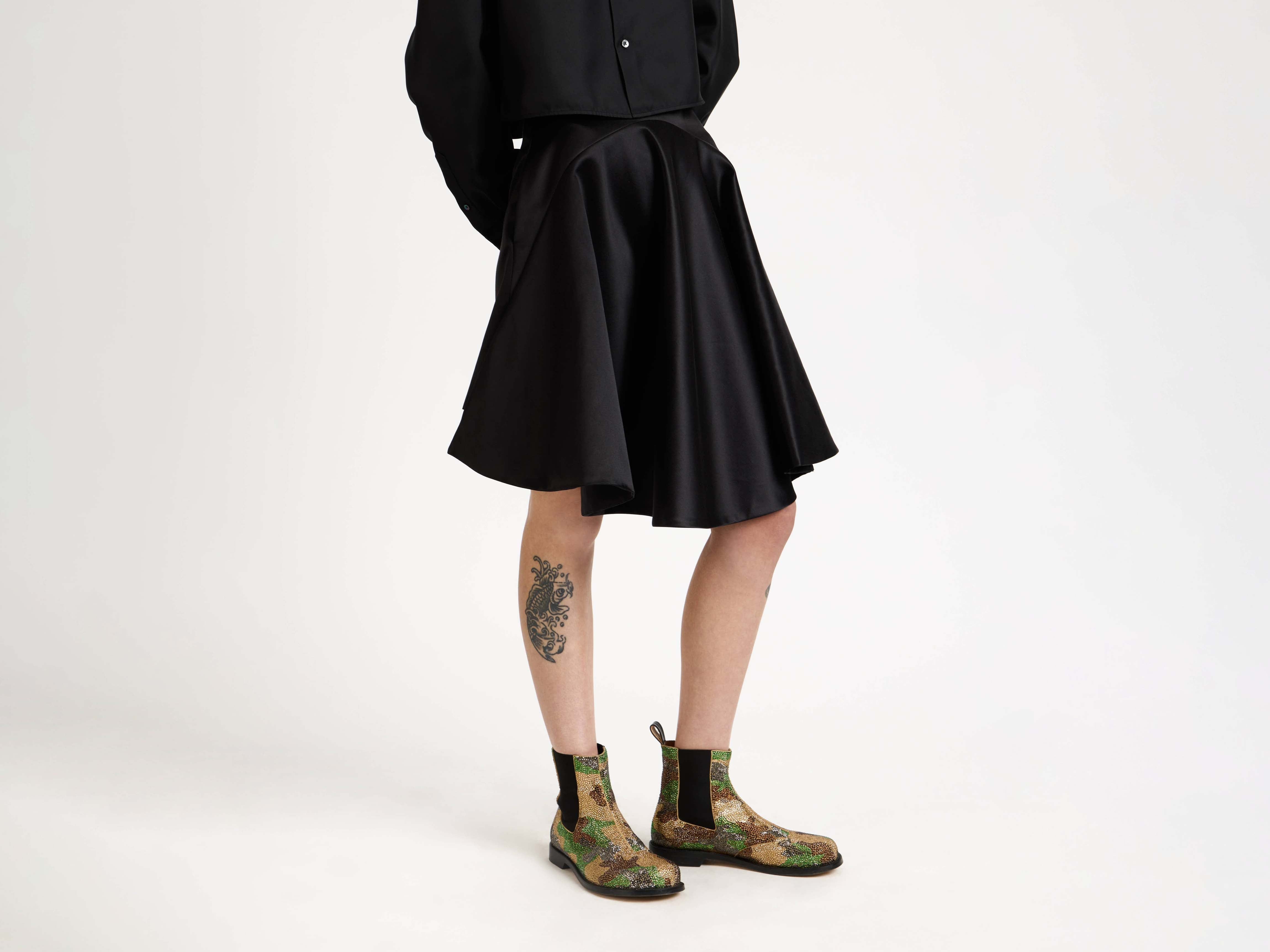 WOMENS TIPPED HEM CIRCLE SKIRT IN BLACK - 4