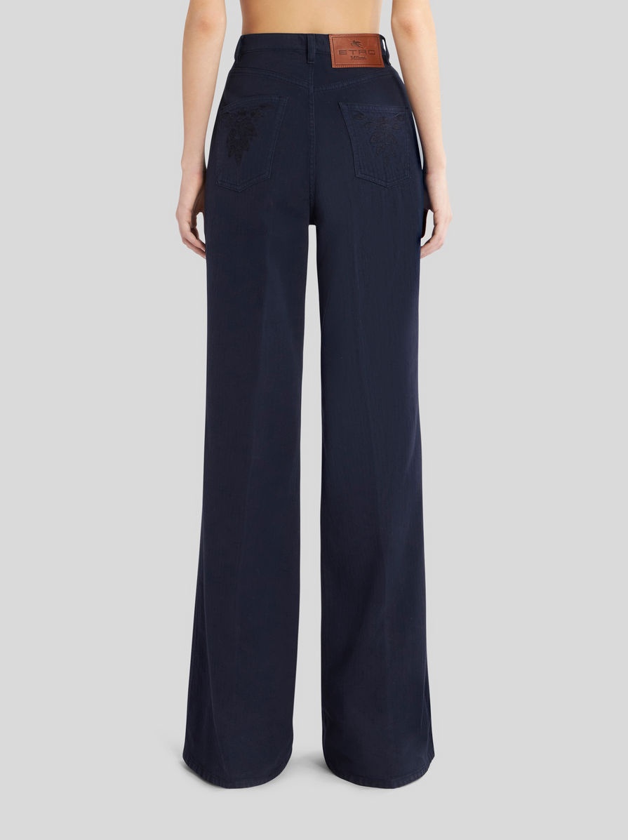 JEANS WITH FOLIAGE POCKETS - 4