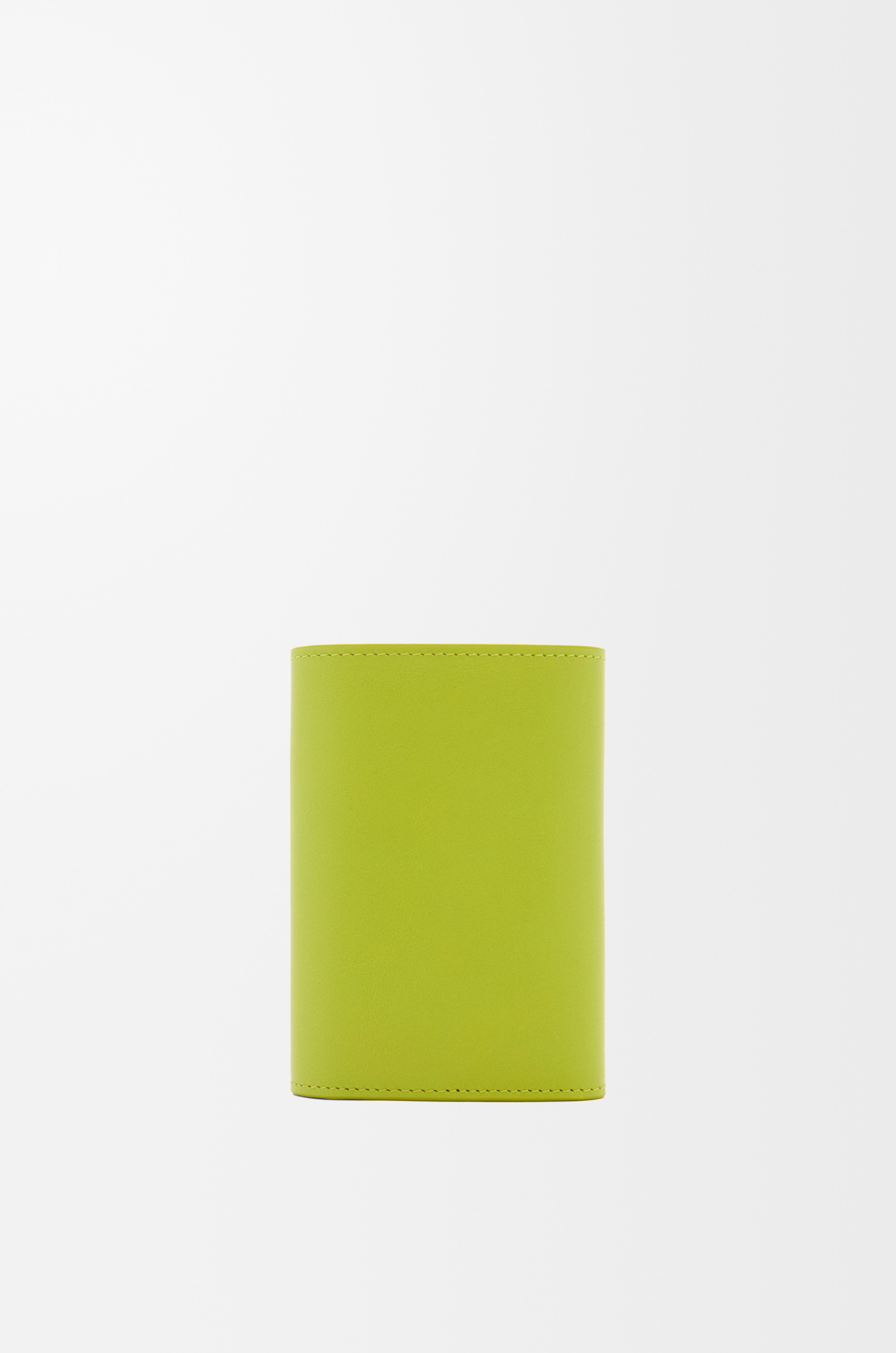Pebble small vertical wallet in shiny nappa calfskin - 4