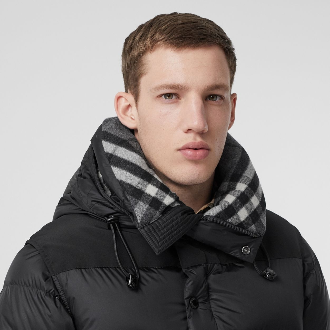 Detachable Sleeve Hooded Puffer Jacket - 3