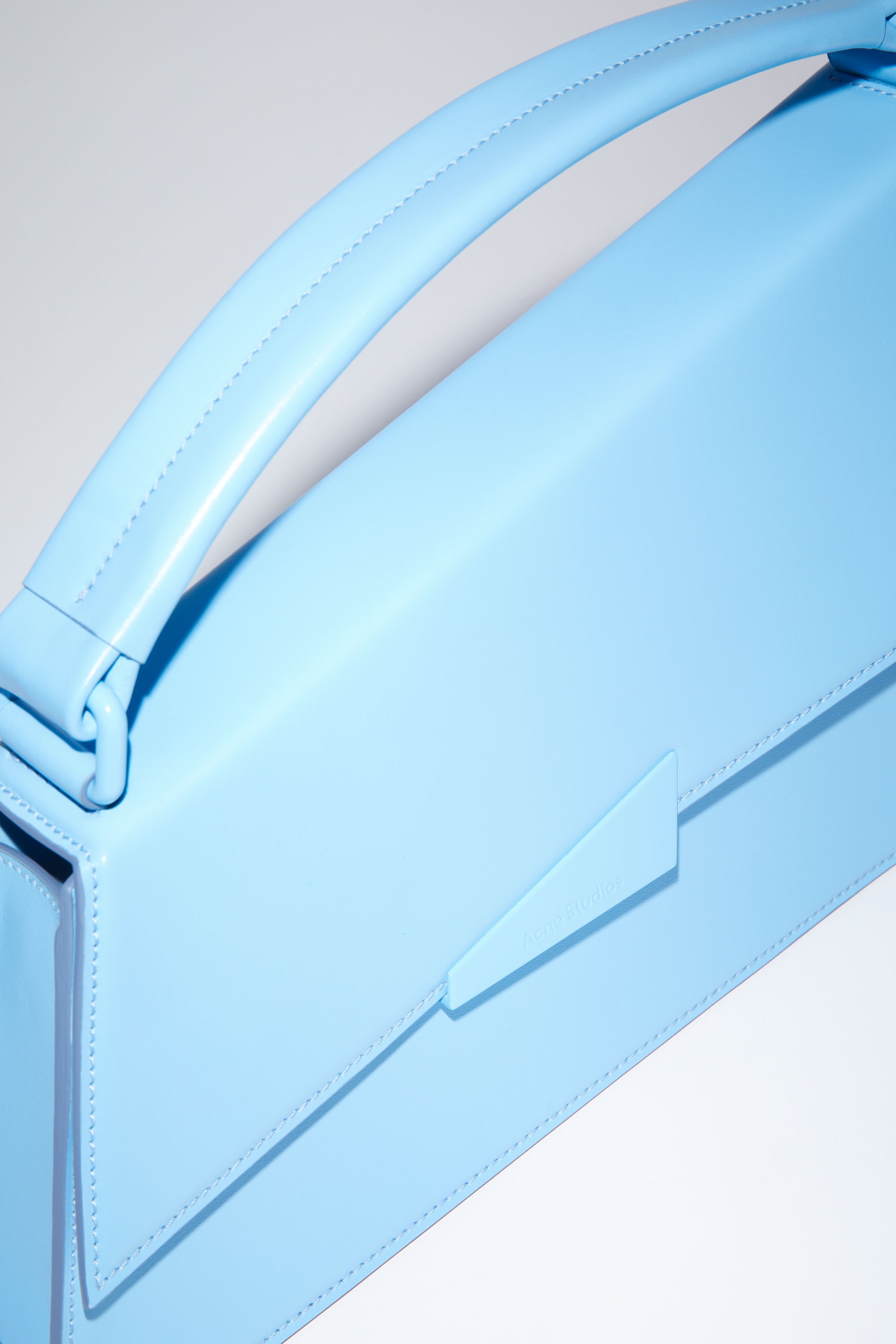 Distortion handbag - Azure Blue - 6
