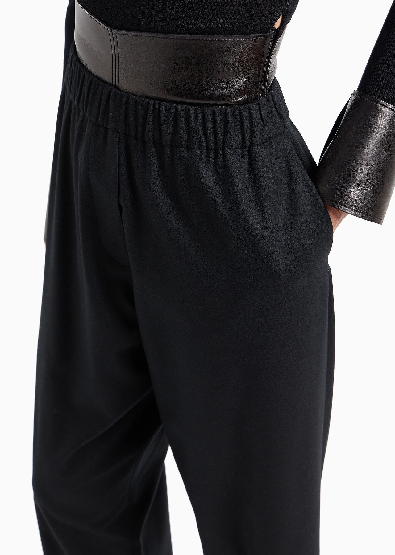 Soft wool and cashmere flannel trousers - 5