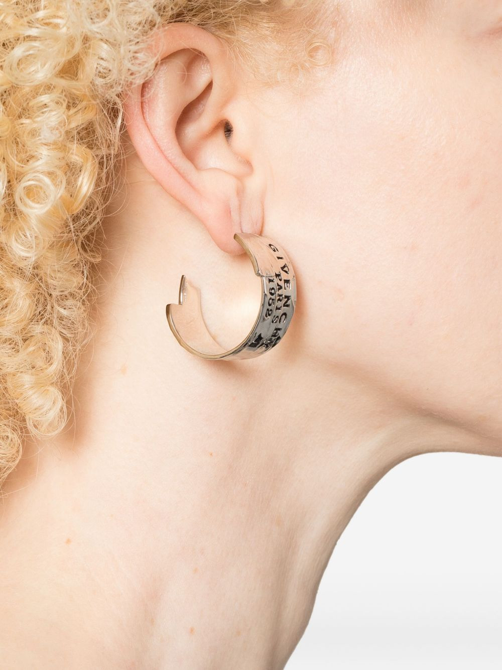 logo-engraved hoop earrings - 2