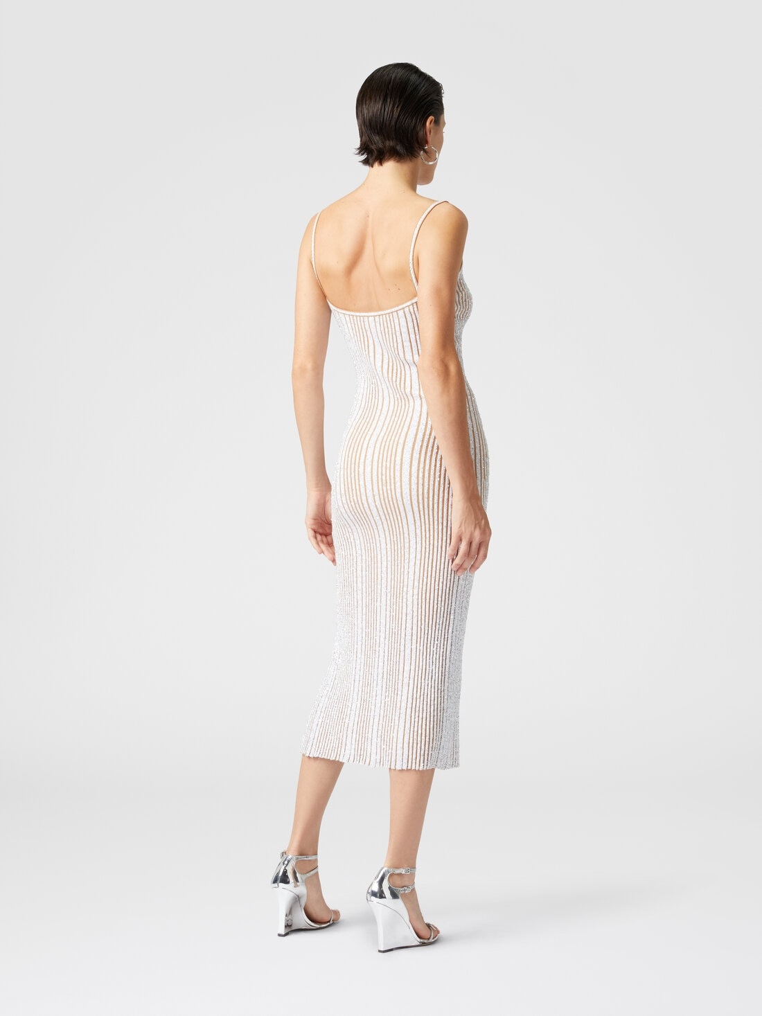Sleeveless ribbed midi dress with sequins and slit - 3