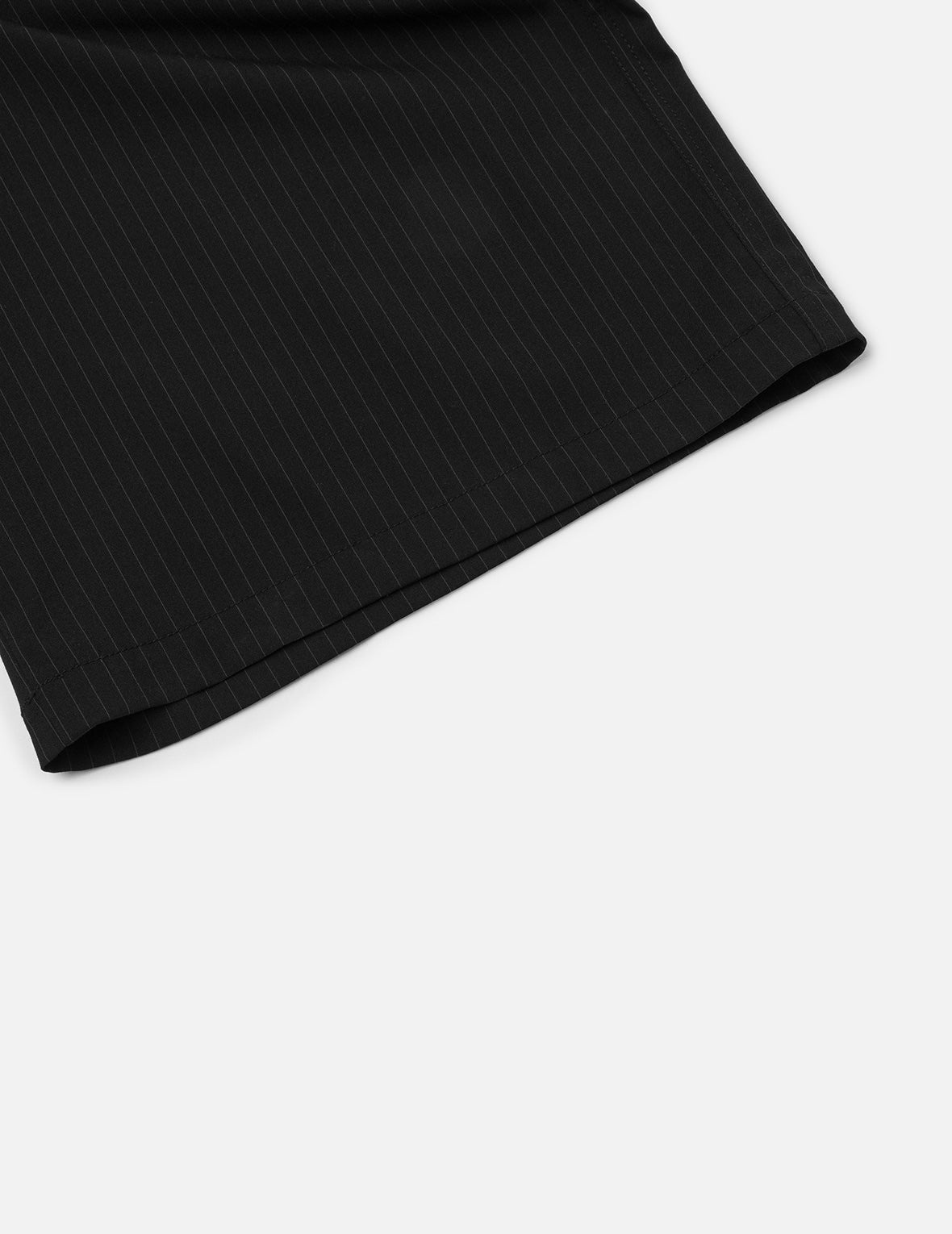 Seagull and Logo Embroidery Fashion Fit Striped Woven Shorts - 9