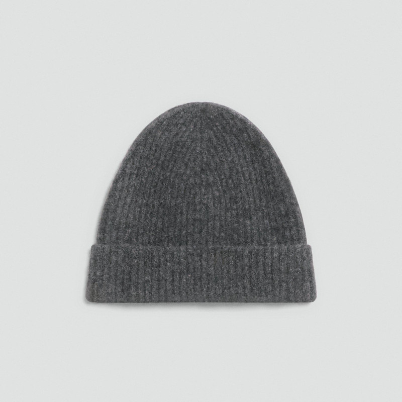 Chunky Beanie in Astor Wool 1