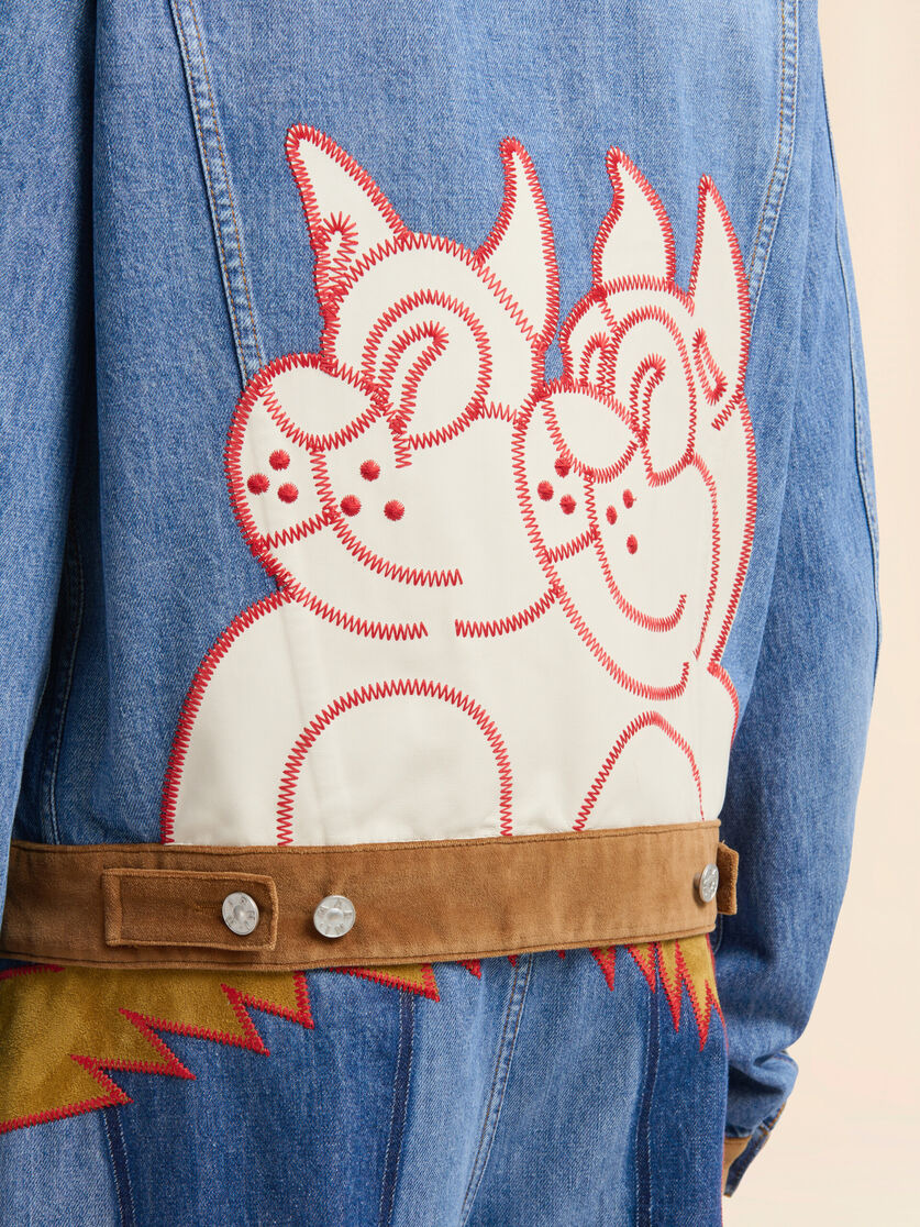 BLUE DENIM TRUCKER JACKET WITH PATCH ON BACK - 5