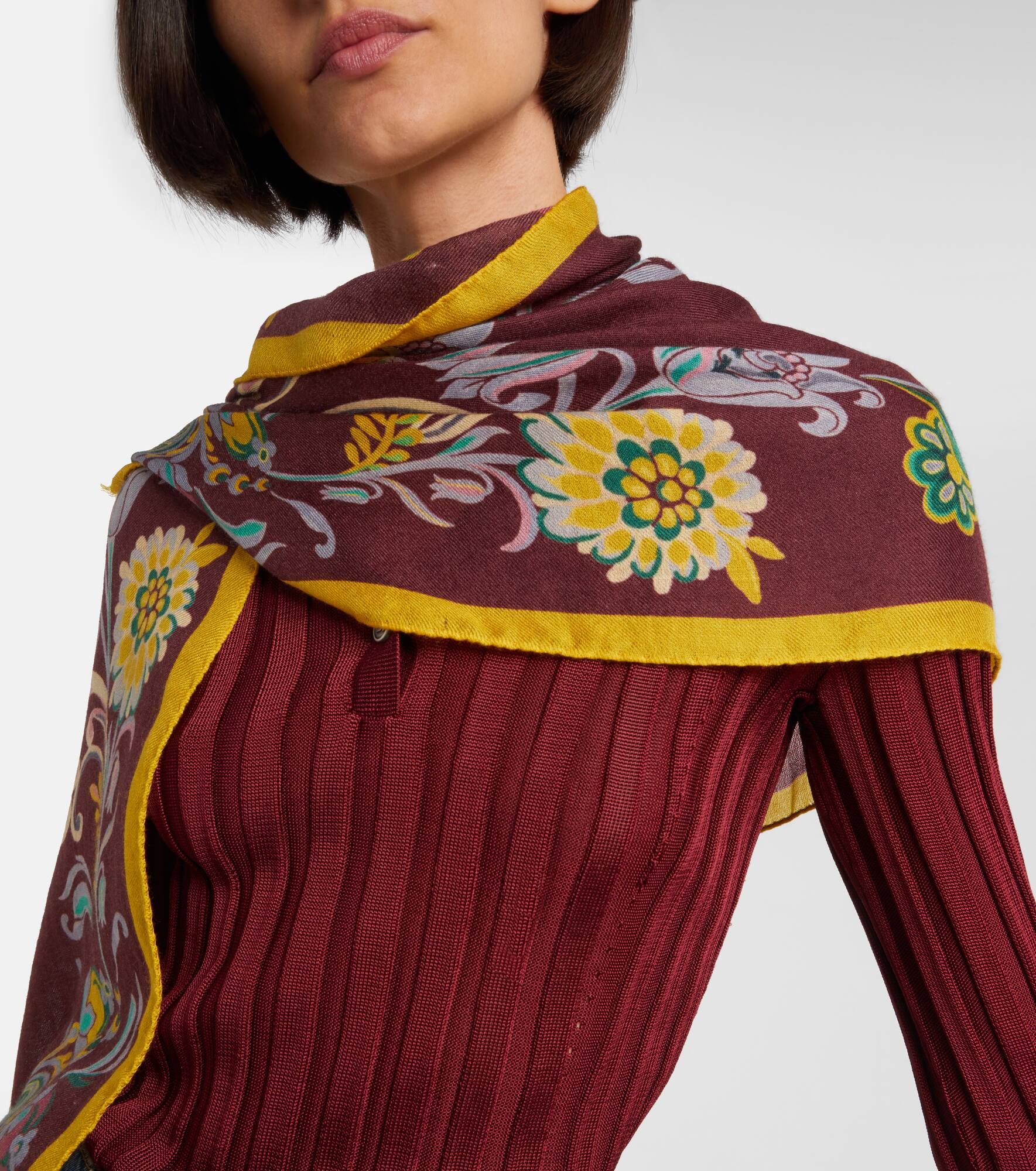 Printed wool cashmere and silk scarf - 3
