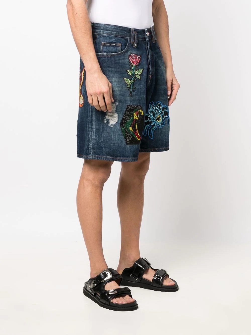 destroyed tattoo patches denim shorts - 3