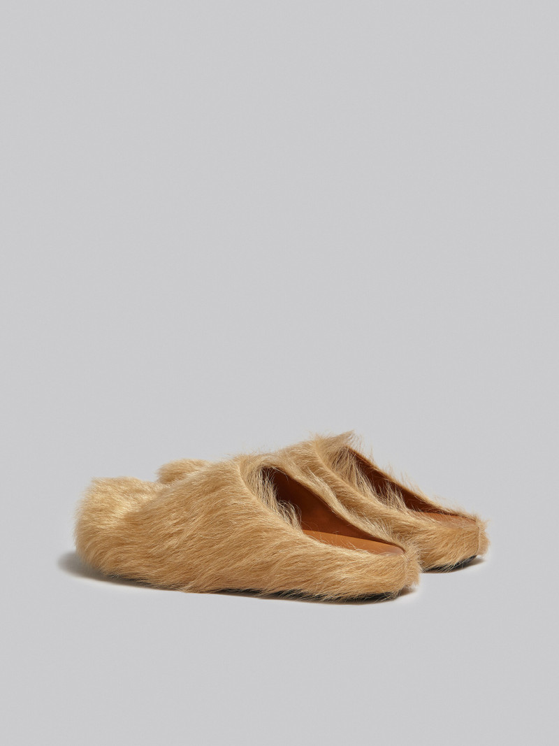 Marni BEIGE LONG-HAIR CALFSKIN FUSSBETT SABOT outlook