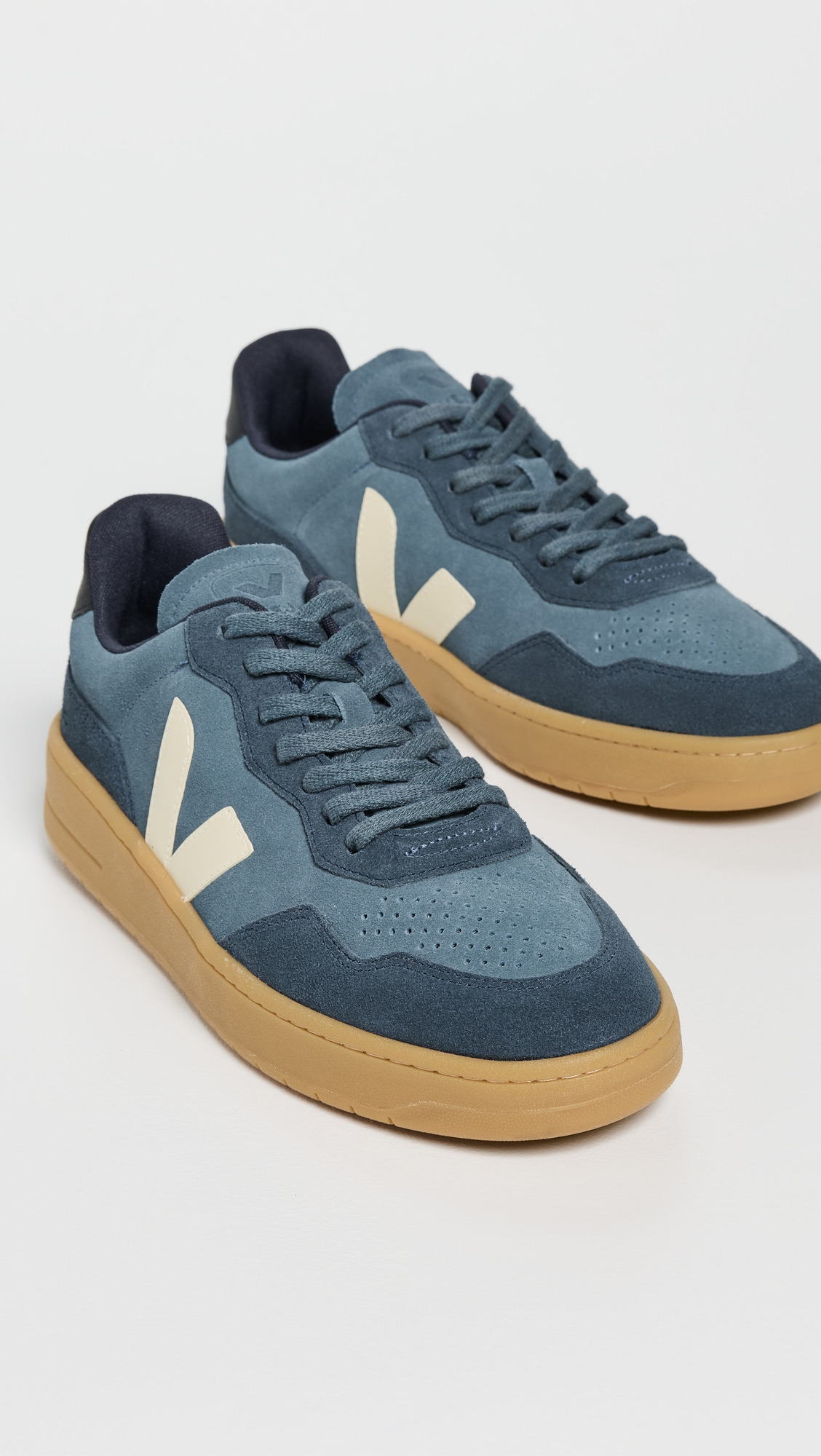 V-90 Sneakers - 3