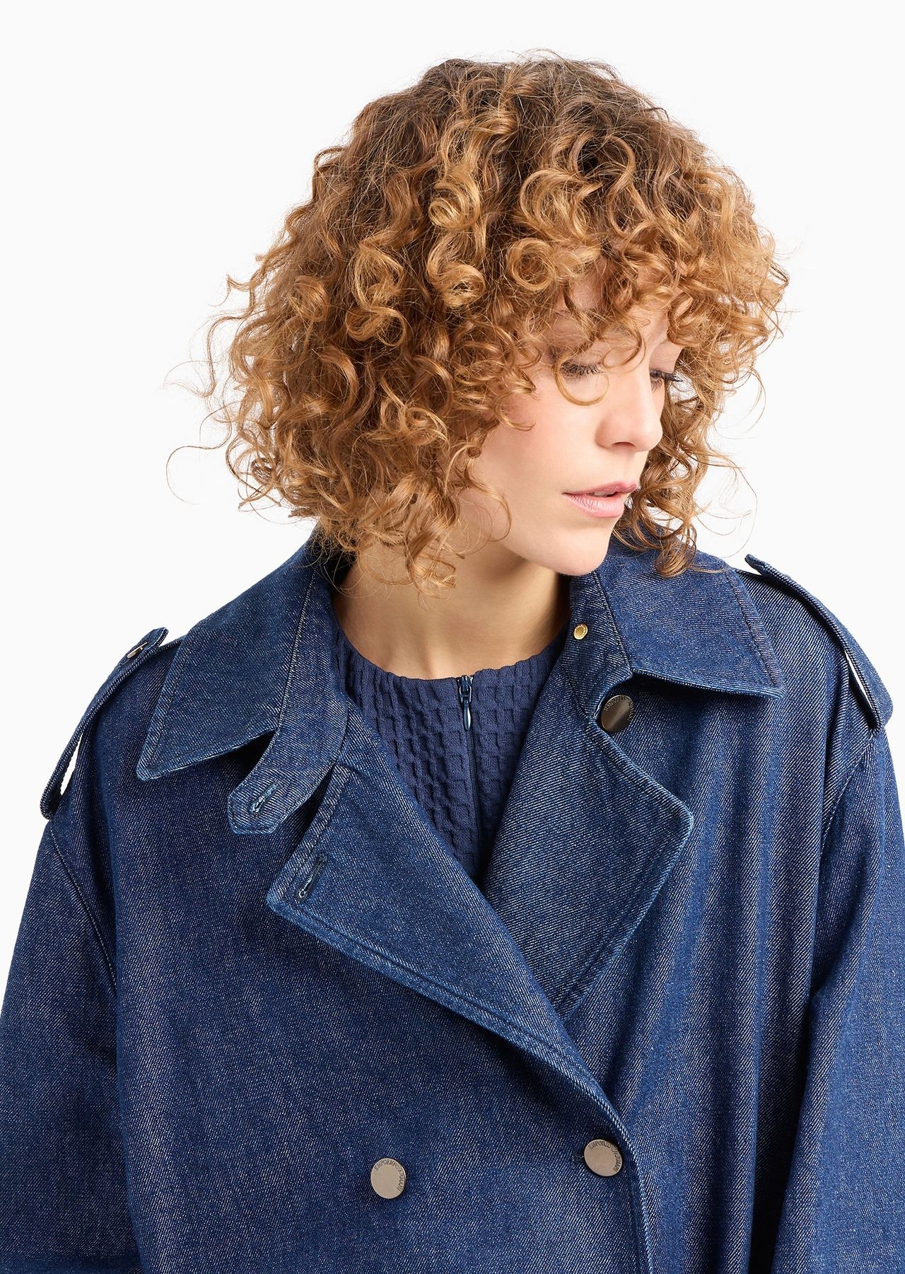 Double-breasted trench coat om 11 oz denim with logo leather loop - 5