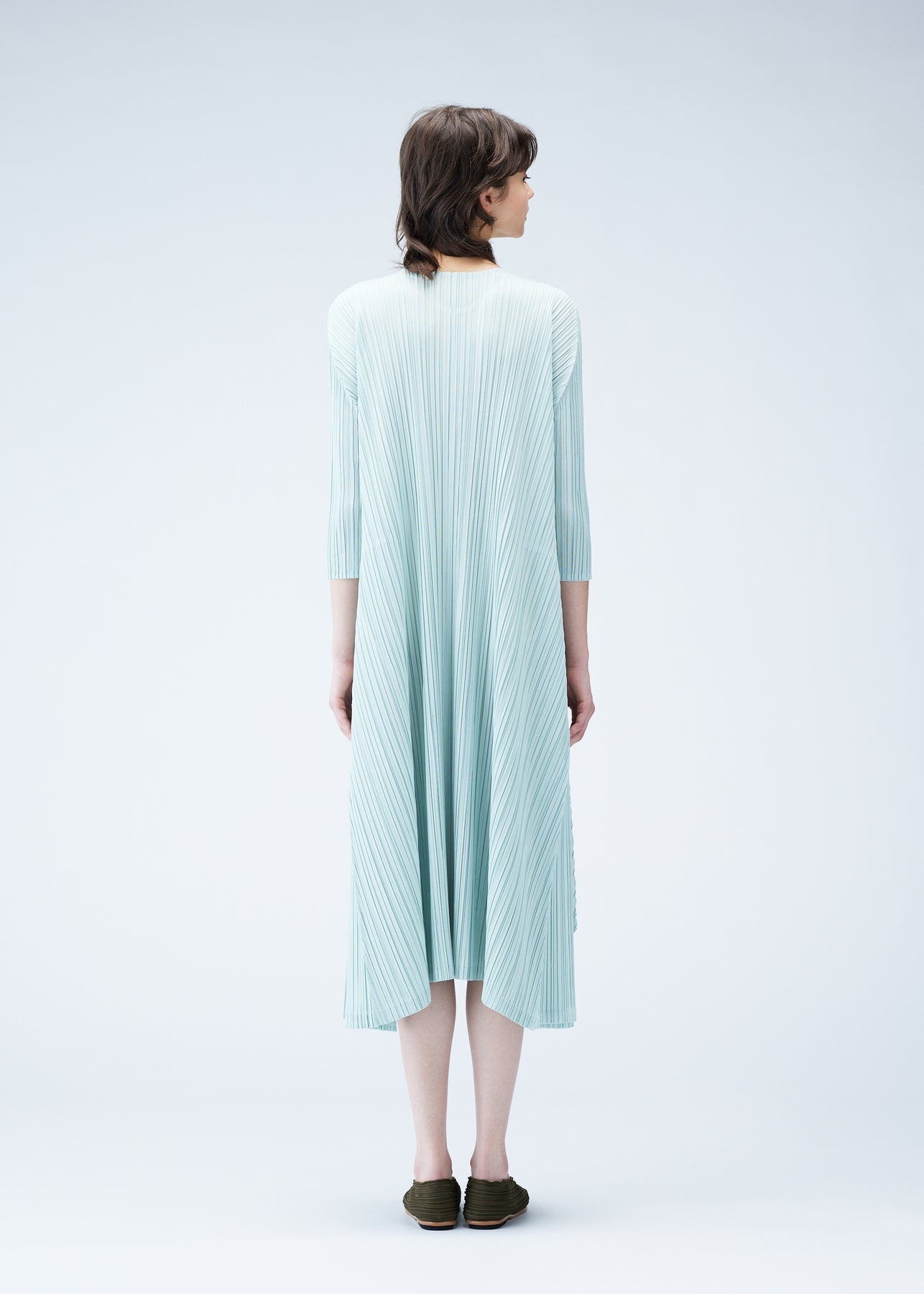 MELLOW PLEATS DRESS - 4