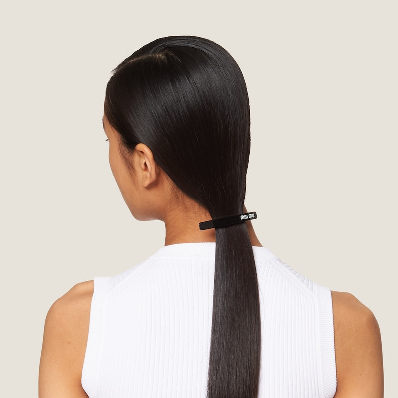 Miu Miu Plexiglas hair clip outlook